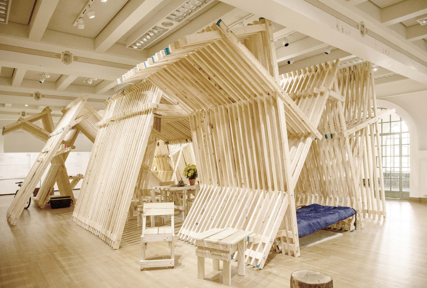 Two Axis Four Frame 2x4 Texas A-Frame | Barkow Leibinger